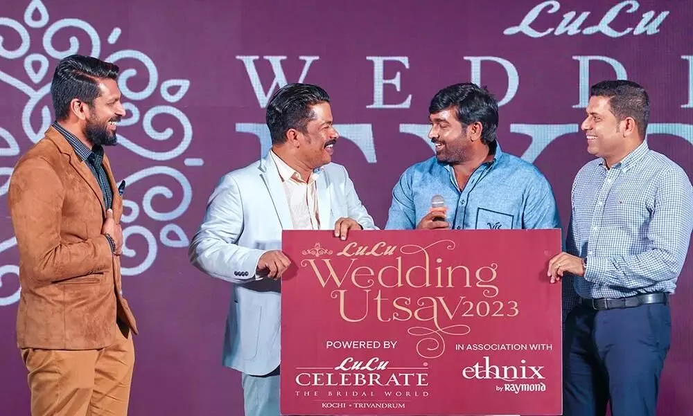 ലുലു വെഡ്ഡിങ് ഉത്സവ് കൊച്ചി ലുലുമാളില് 18 മുതൽ; ലോഗോ പ്രകാശനം ചെയ്തു ലുലു വെഡ്ഡിങ് ഉത്സവ് കൊച്ചി ലുലുമാളില് 18 മുതൽ; ലോഗോ പ്രകാശനം ചെയ്തു