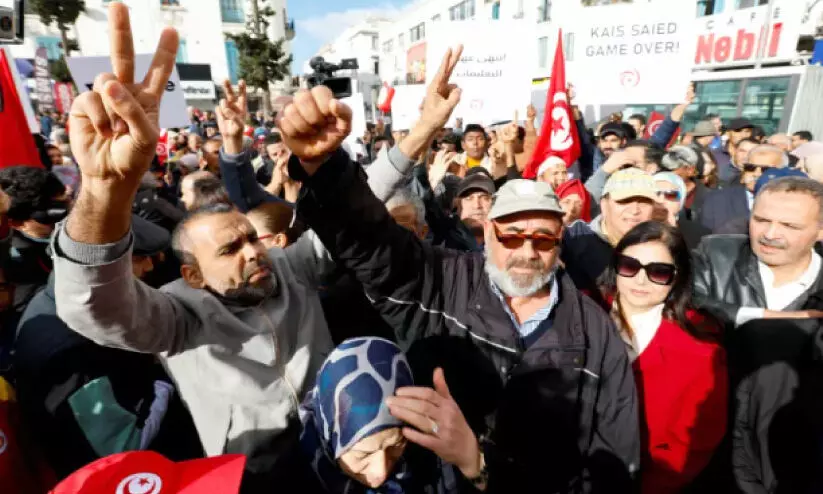 മുല്ലപ്പൂ വിപ്ലവത്തിന്റെ 12ാം വാർഷികം: തുനീഷ്യയിൽ വൻ പ്രതിഷേധ റാലി