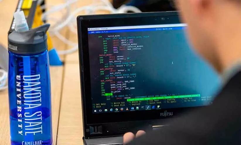 പട്ടികജാതി/വർഗ വിഭാഗങ്ങൾക്ക് ഹൈ പെർഫോമൻസ് കമ്പ്യൂട്ടിങ് ഡിപ്ലോമ പട്ടികജാതി/വർഗ വിഭാഗങ്ങൾക്ക് ഹൈ പെർഫോമൻസ് കമ്പ്യൂട്ടിങ് ഡിപ്ലോമ