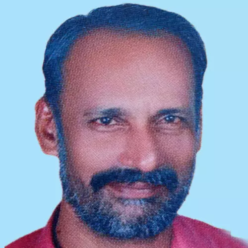 ബ​സു​ട​മ കു​ഴ​ഞ്ഞു​വീ​ണ് മ​രി​ച്ചു