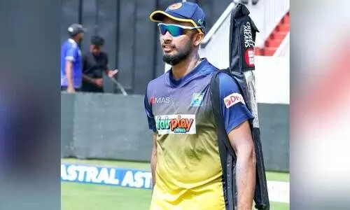 ക്ഷേത്രദർശനവുമായി ടീം ഇന്ത്യ; നഗരകാഴ്ചകൾ കണ്ട്​ ലങ്കൻ സംഘം