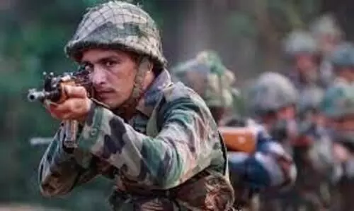 ഇ​ന്ത്യ​ൻ സേ​ന ലോ​കോ​ത്ത​രം -ക​ര​സേ​ന മേ​ധാ​വി