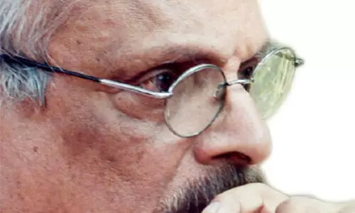 മുകുന്ദൻ പറയുന്നു