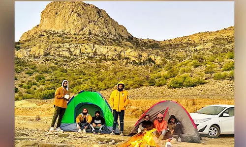 താപനില കുറയുന്നു; ക്യാമ്പിങ്ങുകൾ സജീവം