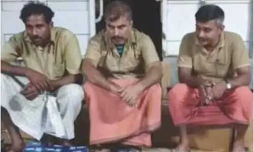 ലോറിയില്‍ കടത്തിയ ഒരു കോടി രൂപയുടെ പുകയില ഉൽപ്പന്നങ്ങൾ പിടികൂടി; മൂന്ന് പേര്‍ കസ്റ്റഡിയില്‍