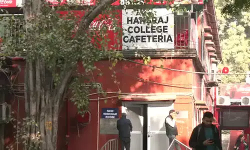 ഡൽഹി കോളജ് കാന്റീനിലും ഹോസ്റ്റലിലും നോൺവെജിന് വിലക്ക്