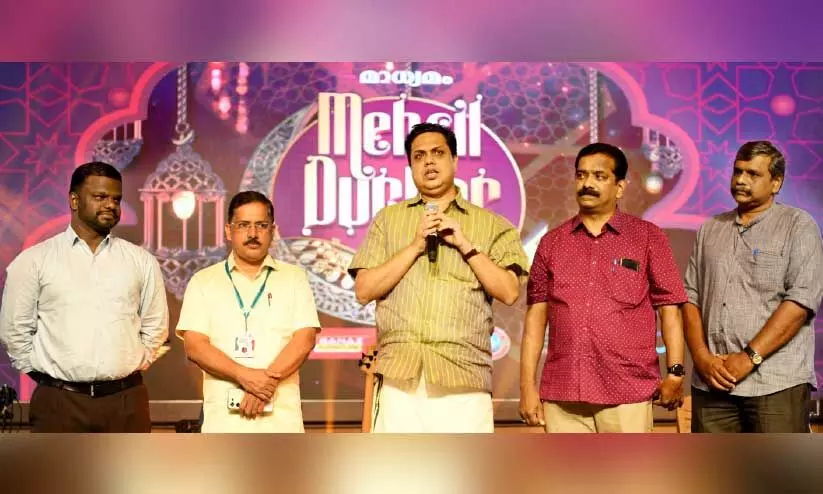 ഈണങ്ങളുടെ ഈറൻനിലാവ് തീർത്ത് മെഹ്ഫിൽ ദർബാർ ഈണങ്ങളുടെ ഈറൻനിലാവ് തീർത്ത് മെഹ്ഫിൽ ദർബാർ