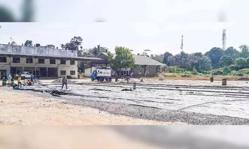 കോന്നി കെ.എസ്.ആർ.ടി.സി ഡിപ്പോ യാർഡ് നിർമാണം ‘സൂപ്പർ ഫാസ്റ്റ്’ വേഗത്തിൽ കോന്നി കെ.എസ്.ആർ.ടി.സി ഡിപ്പോ യാർഡ് നിർമാണം ‘സൂപ്പർ ഫാസ്റ്റ്’ വേഗത്തിൽ