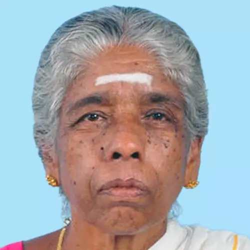 വ​യോ​ധി​ക ക്വാ​റി​യി​ൽ മ​രി​ച്ച​നി​ല​യി​ൽ