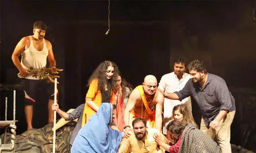 ഭ​ര​ത് മു​ര​ളി നാ​ട​കോ​ത്സ​വ​ത്തി​ന് തു​ട​ക്കം