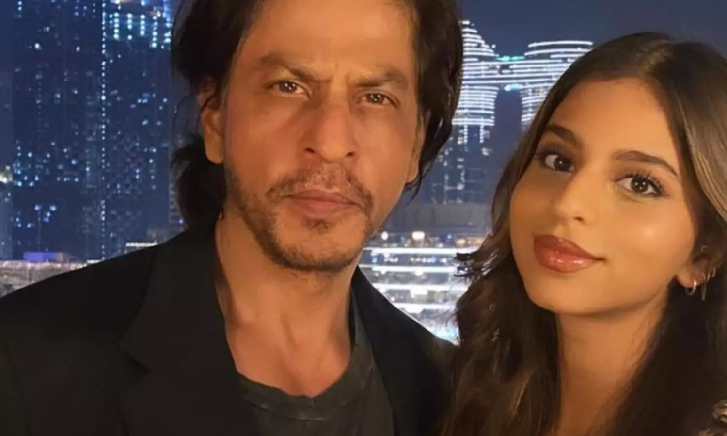 Shah Rukh Khan accept  bjp Leader Demand watches Pathaan with  Daughter Suhana