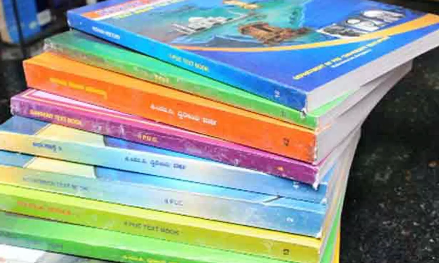 പാഠ്യപദ്ധതി പരിഷ്കരണം: പുതിയ പാഠപുസ്തകങ്ങൾ നിലവിൽ വരാനുള്ള സമയക്രമത്തിന് അംഗീകാരം