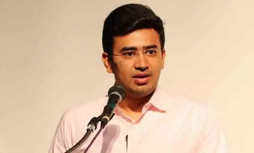 ബി.ജെ.പി എം.പി വിമാനത്തിന്റെ എമർജൻസി വാതിൽ തുറന്നു; വിമാനം രണ്ടു മണിക്കൂർ വൈകി