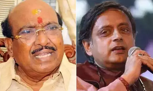 കോണ്‍ഗ്രസില്‍ മുഖ്യമന്ത്രിയാകാന്‍ പോരടിക്കുന്നവരെല്ലാം ഒരു പ്രത്യേകസമുദായത്തില്‍പ്പെട്ടവർ -വെള്ളാപ്പള്ളി