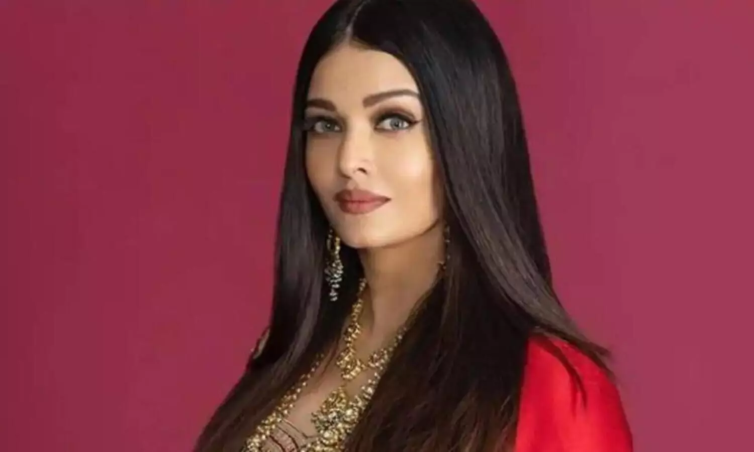 Tax department Send tax notice to Aishwarya Rai Bachchan for unpaid tax on Nashik land