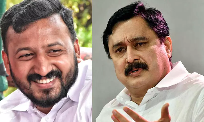 ‘​മാമനോടൊന്നും തോന്നല്ലേ മക്കളെ’; ഹൈദരാബാദിലെ നിറഞ്ഞ ഗാലറിയുടെ ചിത്രവുമായി മന്ത്രി അബ്ദുറഹ്മാനെ ട്രോളി രാഹുൽ മാങ്കൂട്ടത്തിൽ