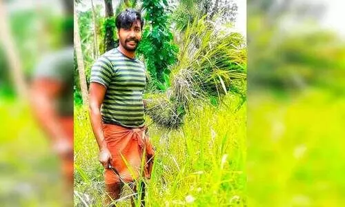 ആ​ധു​നി​ക കൃ​ഷി​രീ​തി പ​ഠി​ക്കാ​ൻ മ​ന്ത്രി​യോ​ടൊ​പ്പം വി​ദേ​ശ​ത്തേ​ക്ക് യു​വ​ക​ർ​ഷ​ക​ൻ