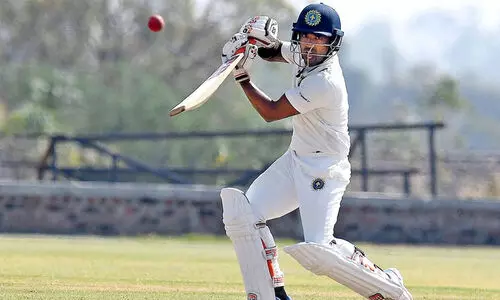 രഞ്ജി ട്രോഫി: കേരളം 342, കർണാടക 137/2 രഞ്ജി ട്രോഫി: കേരളം 342, കർണാടക 137/2