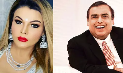 അമ്മയുടെ ചികിത്സക്ക് സഹായിക്കുന്നത് മുകേഷ് അംബാനിയാണെന്ന് രാഖി സാവന്ത്