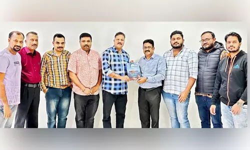 ആ​ല​പ്പി ഫെ​സ്റ്റ് പോ​സ്റ്റ​ർ പ്ര​കാ​ശ​നം ചെയ്ത​ു