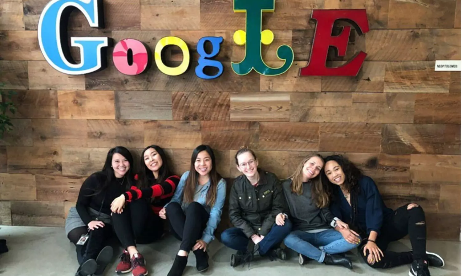 വീണ്ടും കൂട്ടപ്പിരിച്ചുവിടലുമായി ഗൂഗിൾ; നൂറ് കണക്കിന് ജീവനക്കാർക്ക് ജോലി പോകും