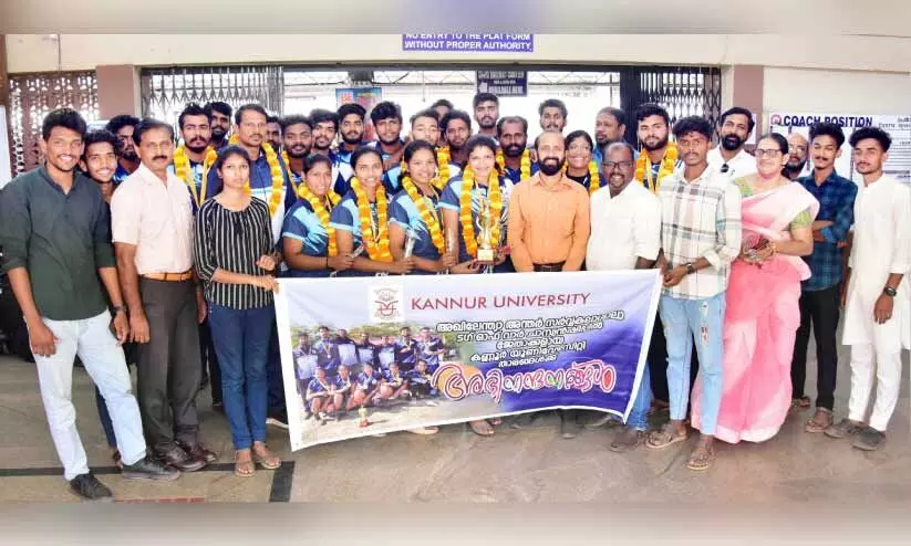 വടംവലി ചാമ്പ്യന്മാർക്ക് സ്വീകരണം