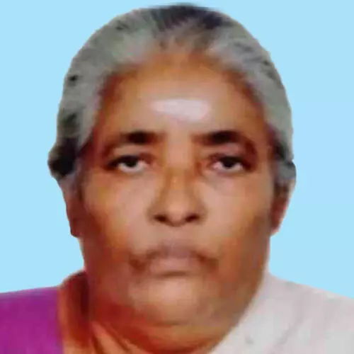 കു​ഞ്ഞു​മാ​ളു  പ​ണി​ക്ക​ത്ത്യാ​ർ