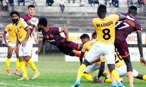 തലകുലുക്കി ഗോകുലം