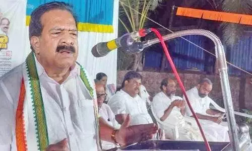 തെരഞ്ഞെടുപ്പിൽ രാഷ്ട്രീയം ചർച്ചയായാൽ ബി.ജെ.പി മൂന്നക്കം കാണില്ല -ചെന്നിത്തല