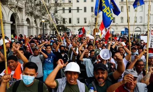 ലാറ്റിനമേരിക്കയിൽ പ്രതീക്ഷയുടെ വെട്ടം ലാറ്റിനമേരിക്കയിൽ പ്രതീക്ഷയുടെ വെട്ടം