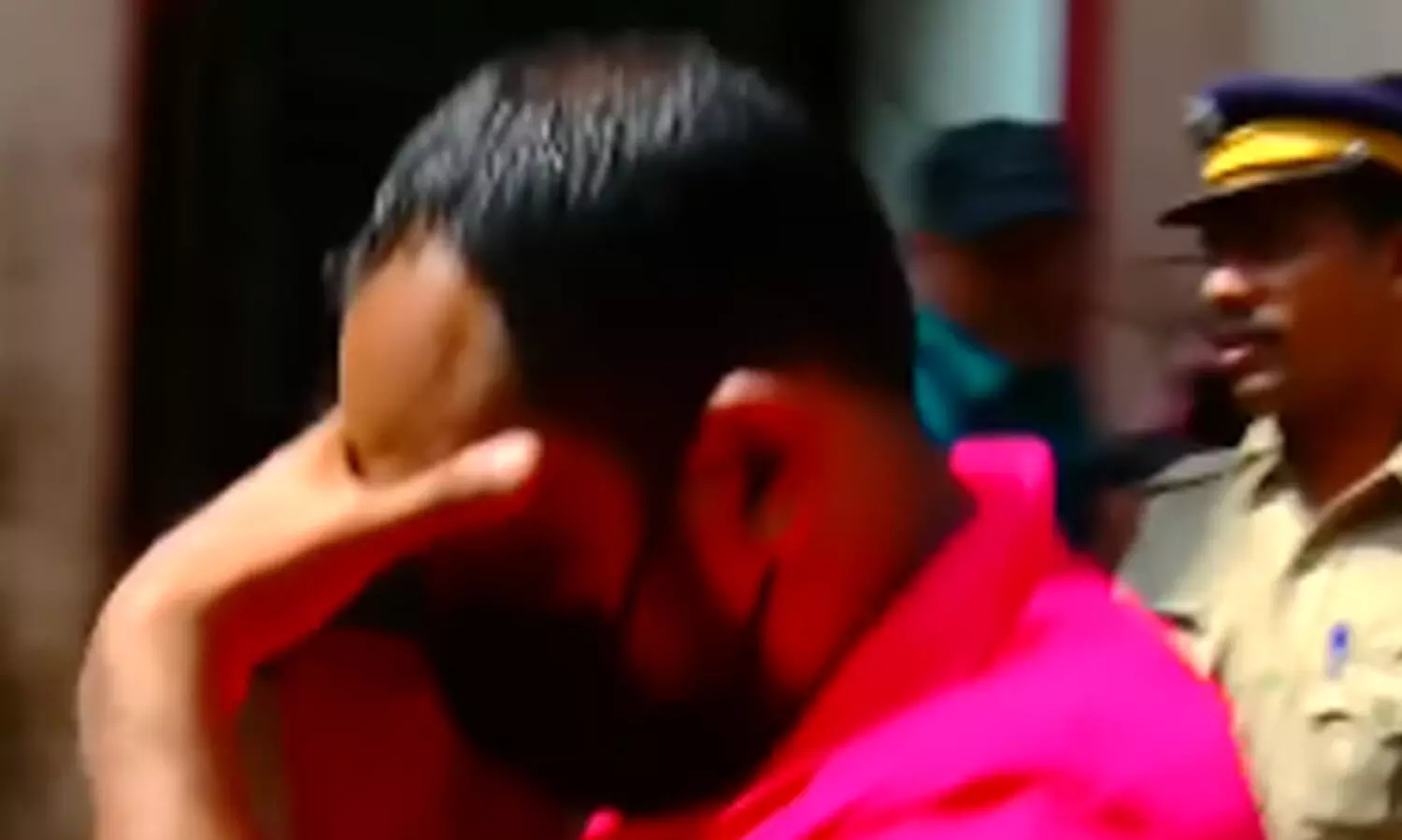 പെൺസുഹൃത്തിന്‍റെ മകളെ പീഡിനത്തിനിരയാക്കി; ജില്ലാ സഹകരണ ബാങ്ക് ജീവനക്കാരൻ പിടിയിൽ