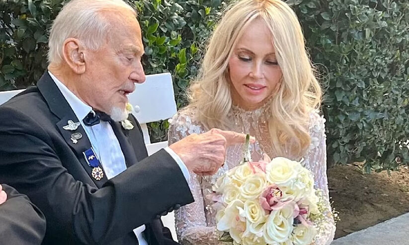 The second man to step on the moon, at the age of 93, to a new life  Astronaut Buzz Aldrin marries longtime love on 93rd birthday