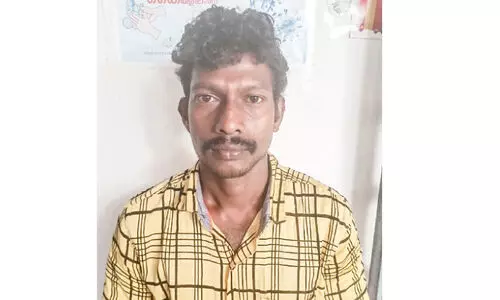 ഒ​ളി​വി​ലി​രു​ന്ന പ്ര​തി അ​റ​സ്റ്റി​ൽ