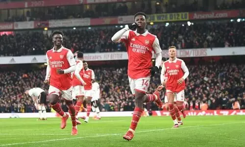 ‘ഒന്നാം സ്ഥാനത്ത് എതിരാളികളില്ല’- പ്രിമിയർ ലീഗ് കിരീടത്തിൽ നോട്ടമിട്ട ഗണ്ണേഴ്സിനു മുന്നിൽവീണ് യുനൈറ്റഡും