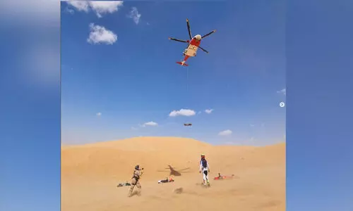 മ​രു​ഭൂ​മി​യി​ൽ അ​പ​ക​ട​ത്തി​ൽ​പെ​ട്ട​യാ​ളെ ര​ക്ഷി​ച്ചു