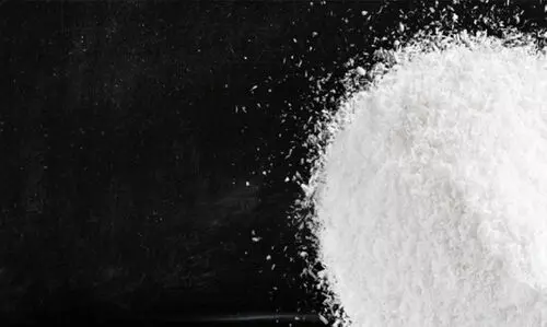 ടൈ​റ്റാ​നി​യം ഡൈ​ഓ​ക്സൈ​ഡ് അ​ട​ങ്ങി​യ ഭ​​ക്ഷ്യോ​ൽ​പ​ന്ന​ങ്ങ​ൾ; 1000 റി​യാ​ൽ പി​ഴ ചു​മ​ത്തും