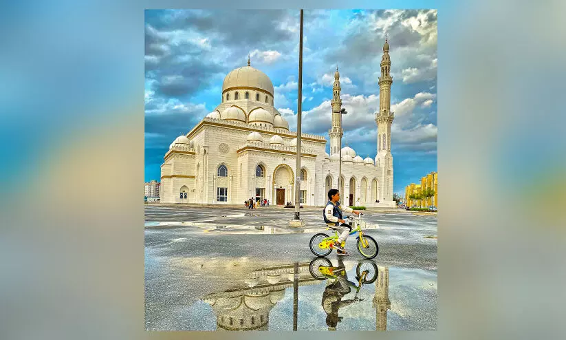 വി​വി​ധ​യി​ട​ങ്ങ​ളി​ൽ ക​ന​ത്ത മ​ഴ; ജാ​ഗ്ര​ത നി​ർ​ദേ​ശ​വു​മാ​യി അ​ധി​കൃ​ത​ർ