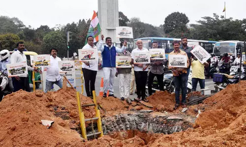 അഴിമതി ഭരണത്തിനെതിരെ കർണാടകയിൽ കോൺഗ്രസിന്‍റെ​ നിശ്ശബ്ദസമരം