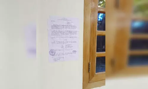 ഹർത്താലുമായി ബന്ധമില്ലാത്തയാളുടെ സ്വത്ത് കണ്ടുകെട്ടിയതായി പരാതി ഹർത്താലുമായി ബന്ധമില്ലാത്തയാളുടെ സ്വത്ത് കണ്ടുകെട്ടിയതായി പരാതി