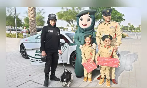 പൊലീസ് യൂനിഫോം അണിയണമെന്ന്; സഹോദരങ്ങളുടെ ആഗ്രഹം സാധിച്ച് അധികൃതർ പൊലീസ് യൂനിഫോം അണിയണമെന്ന്; സഹോദരങ്ങളുടെ ആഗ്രഹം സാധിച്ച് അധികൃതർ