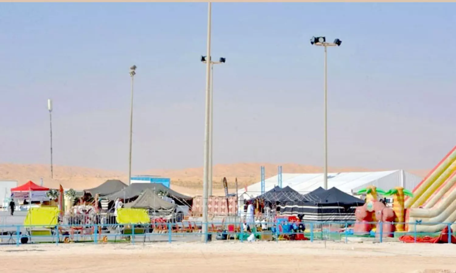 താ​ള​മേ​ളം കൊ​ട്ടി​പ്പാ​ടും; ഇ​നി നാ​ടി​നാ​ഘോ​ഷം