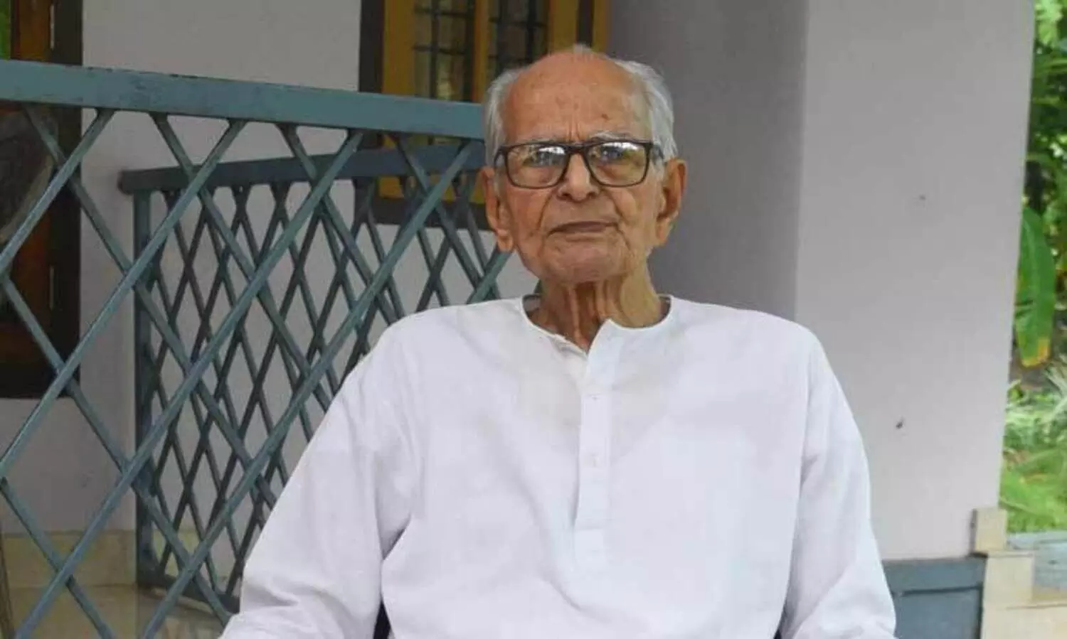 ഗാന്ധിയെ കാണാനെത്തിയതിന് അപ്പുക്കുട്ട പൊതുവാളിന്​ ലഭിച്ചത്​ ചൂരൽശിക്ഷ