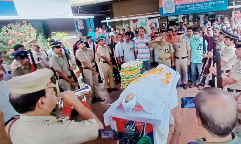 ഇനിയില്ല, പേരാമ്പ്ര പൊലീസ് സ്‌റ്റേഷനിലെ ആ സൗമ്യമുഖം