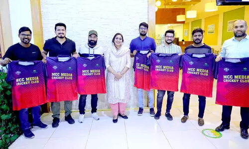 മീ​ഡി​യ ക്രി​ക്ക​റ്റ്‌ ക്ല​ബി​​ന് പുതിയ ജഴ്സി