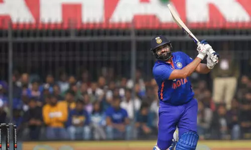 മൂന്നു വർഷത്തെ സെഞ്ച്വറി വരൾച്ച അവസാനിപ്പിച്ച് രോഹിത് ശർമ; റിക്കി പോണ്ടിങ്ങിനൊപ്പം