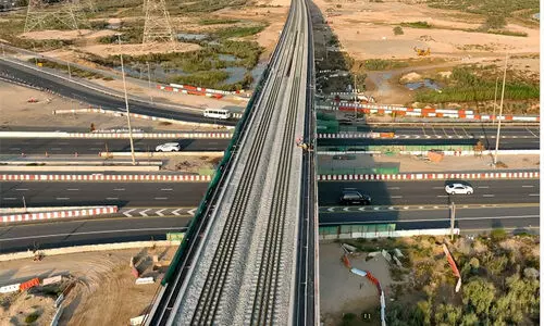 ഇ​ത്തി​ഹാ​ദ്​ റെ​യി​ൽ; ഏ​റ്റ​വും വ​ലി​യ പാ​ലം നി​ർ​മാ​ണം   പൂ​ർ​ത്തി​യാ​യി