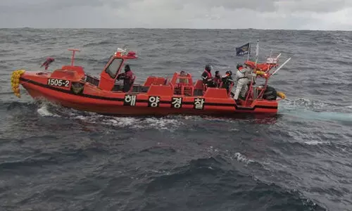 Cargo ship sinks between Japan and South Korea; Eight employees are missing