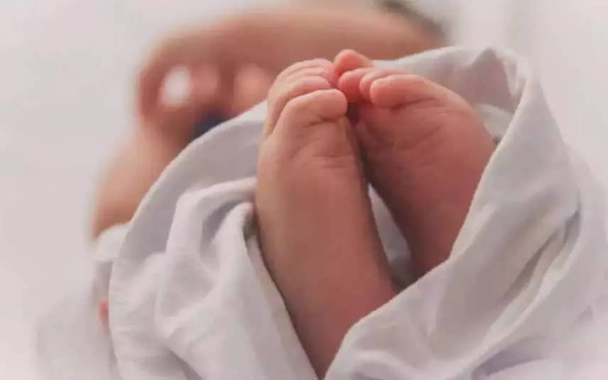 ബക്കറ്റിലെ വെള്ളത്തിൽ വീണ് ഒന്നര   വയസുകാരി  മരിച്ചു