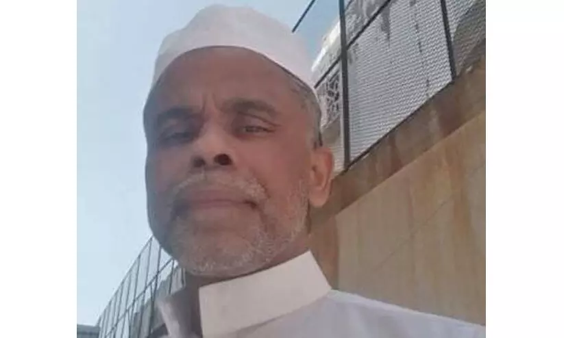 ഹൃദയാഘാതം; സമസ്ത മുൻ പ്രസിഡന്റ് കാളമ്പാടി മുഹമ്മദ് മുസ്ലിയാരുടെ മകൻ മക്കയിൽ നിര്യാതനായി ഹൃദയാഘാതം; സമസ്ത മുൻ പ്രസിഡന്റ് കാളമ്പാടി മുഹമ്മദ് മുസ്ലിയാരുടെ മകൻ മക്കയിൽ നിര്യാതനായി