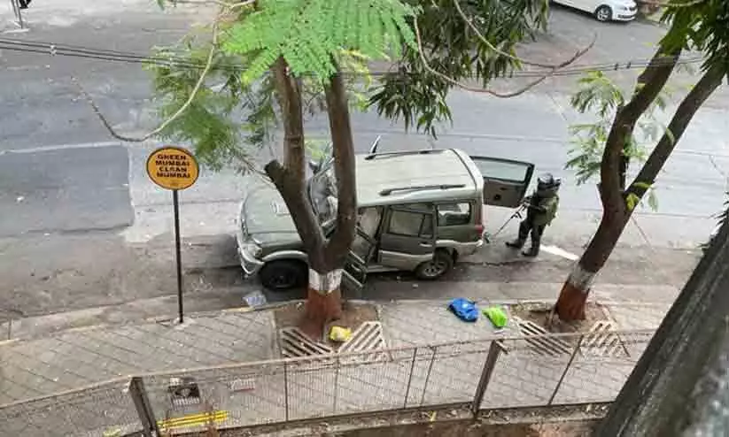 Bomb threat to Ambanis house: Court orders transfer of accused from hospital to custody